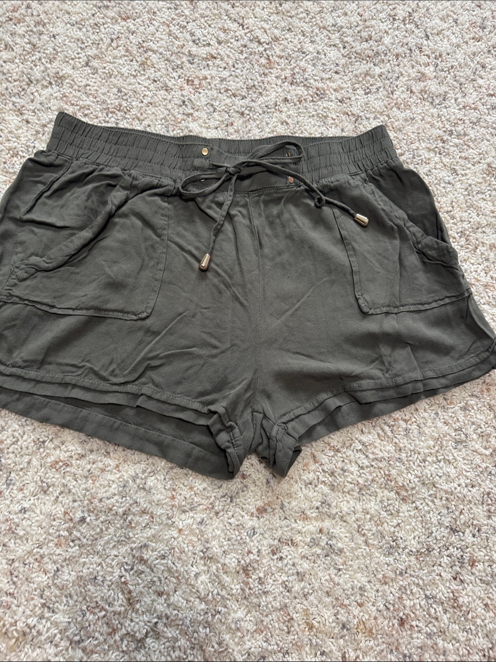 Ci Sono Olive Drawstring Cargo Shorts